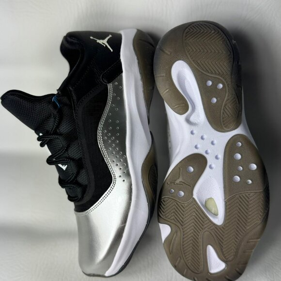 H79- SIZE 7 WOMENS NIKE JORDAN 11 CMFT BLACK / SILVER /WHITE DV2629-001 - Picture 11 of 11